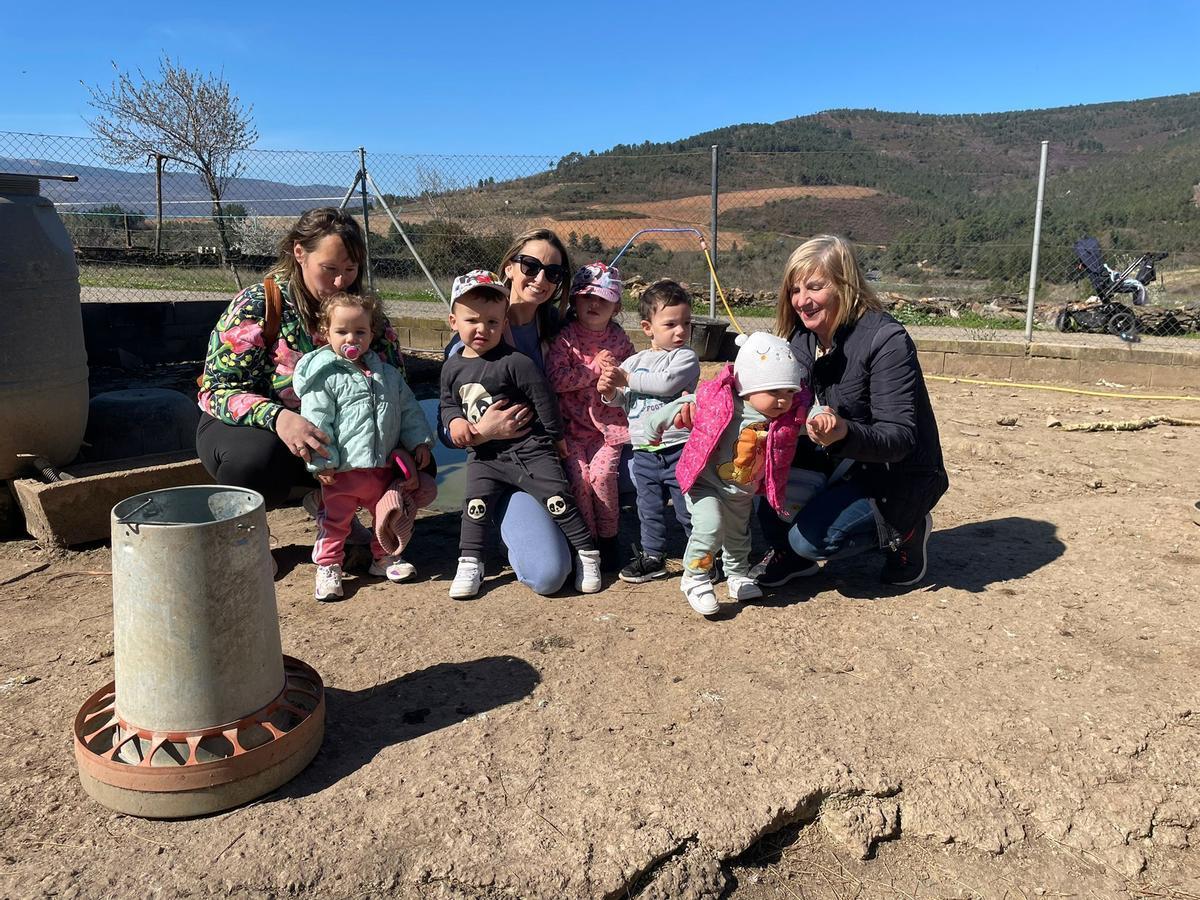 Los pequeños usuarios de la Casa Nido de Larouco.