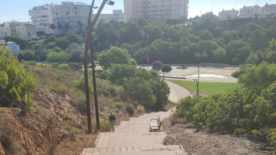 El concejal Rodolfo Carmona propone mejoras en el parque aromático de Torrevieja