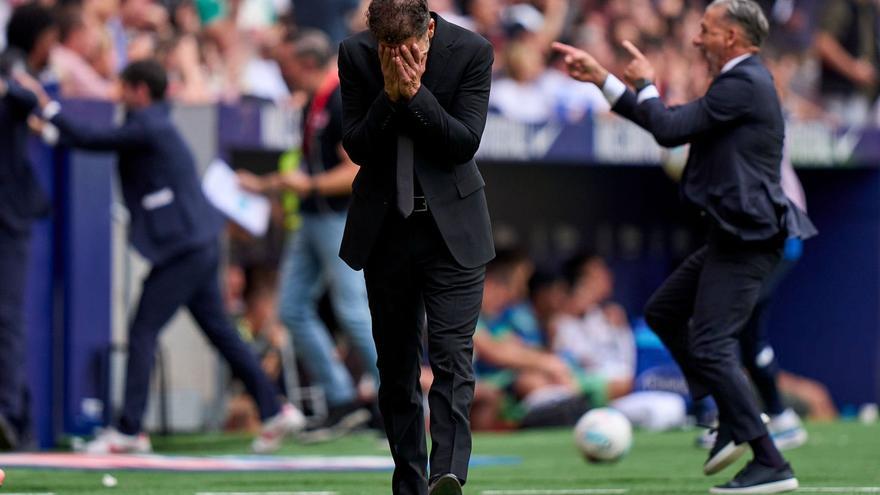 La secuencia que emocionará a todos los colchoneros: las lágrimas de Simeone tras el 4-2