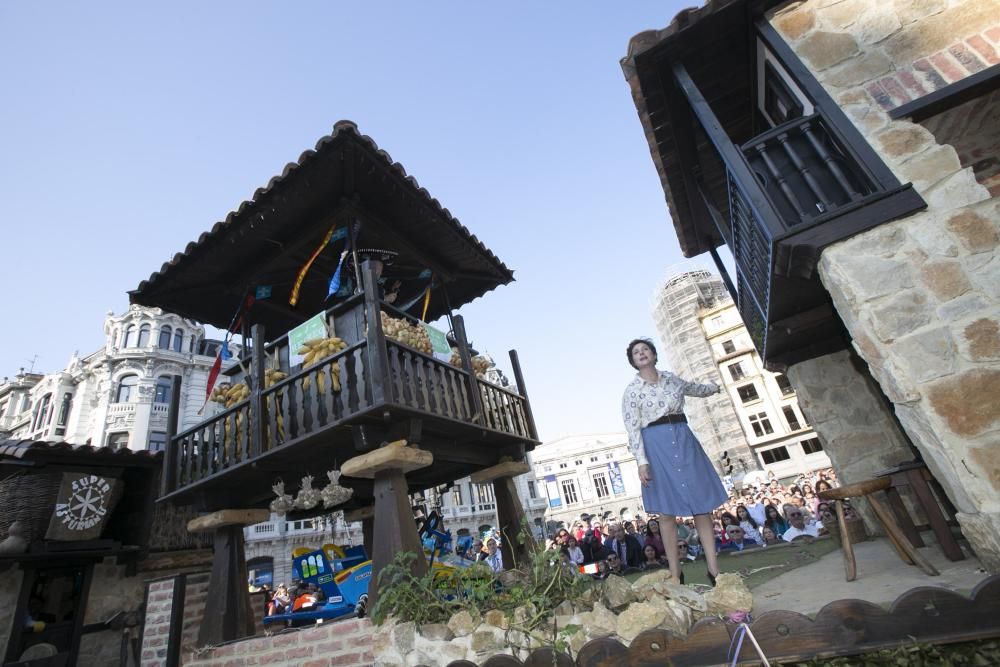 Oviedo celebra el desfile del Día de América en Asturias