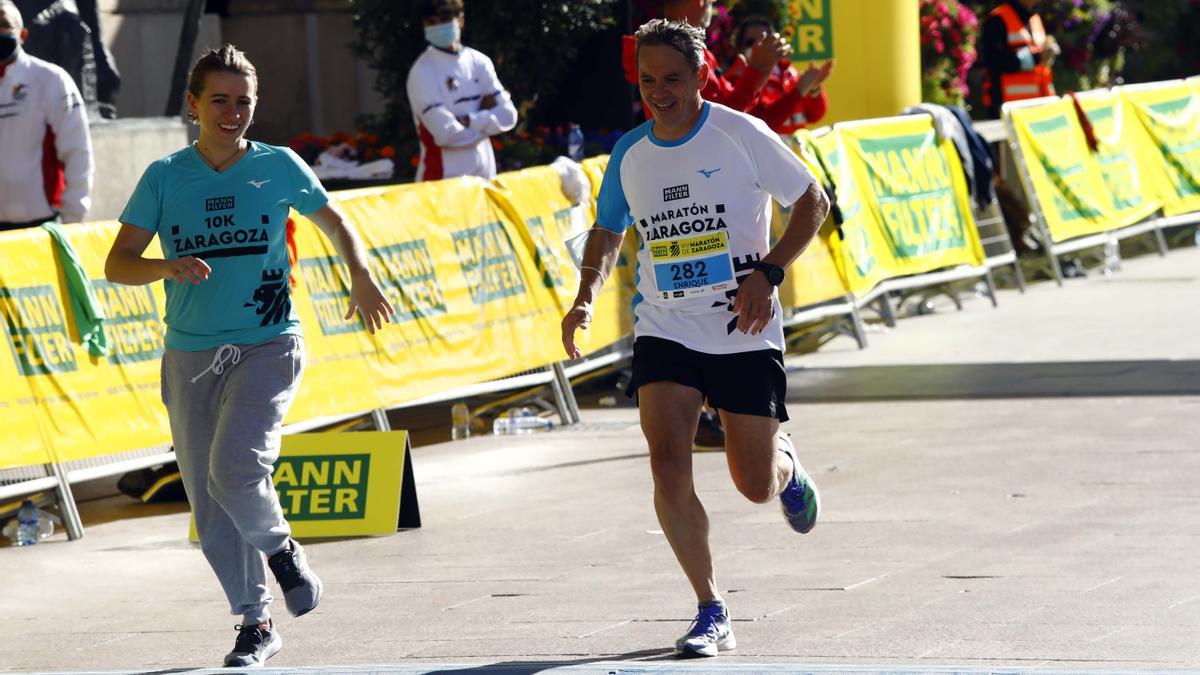 FOTOGALERÍA | Éxito rotundo en el regreso del Maratón de Zaragoza