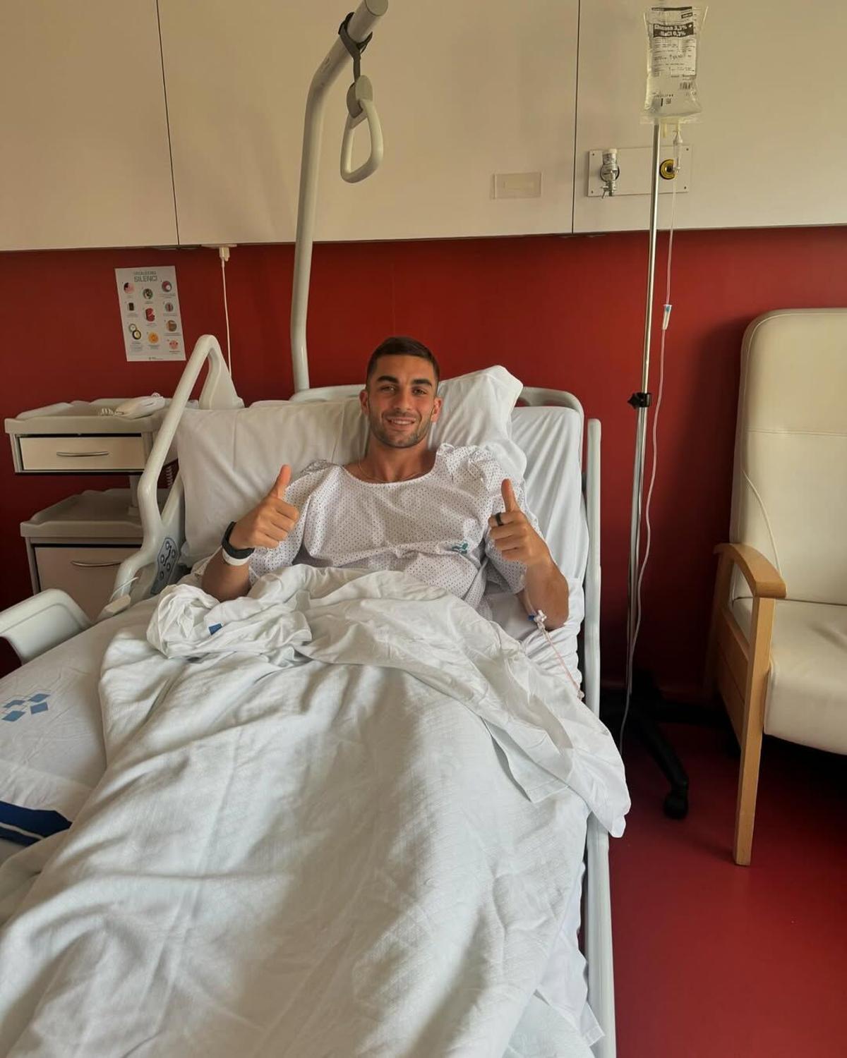 Ferran Torres , en el hospital // INSTAGRAM