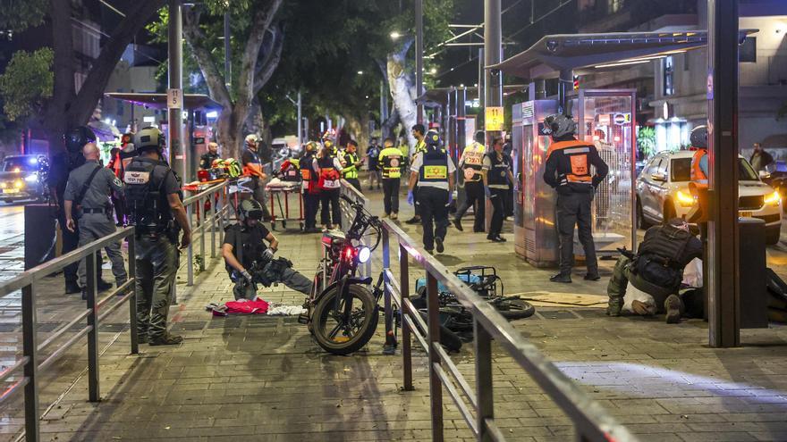 Al menos 7 muertos y 11 heridos en un presunto ataque terrorista en Tel Aviv