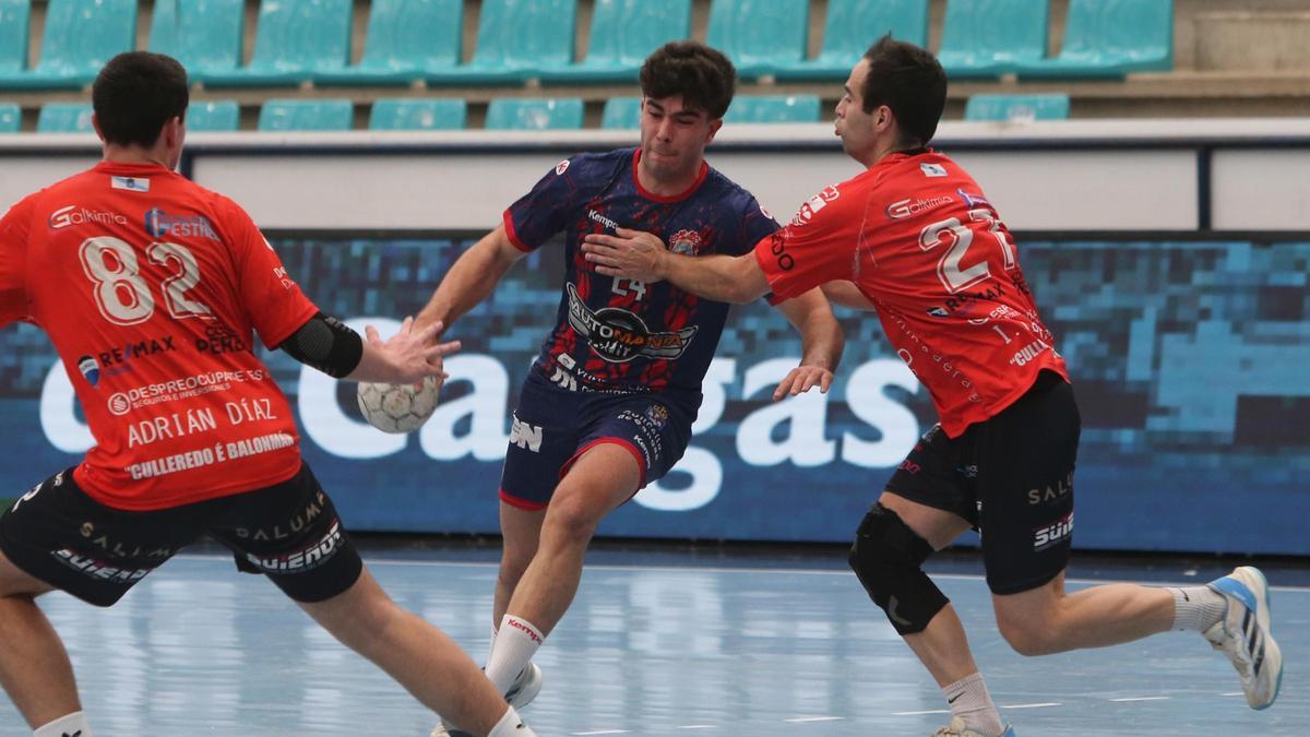 Iago Iglesias en una acción de la temporada pasada con el Luceros.