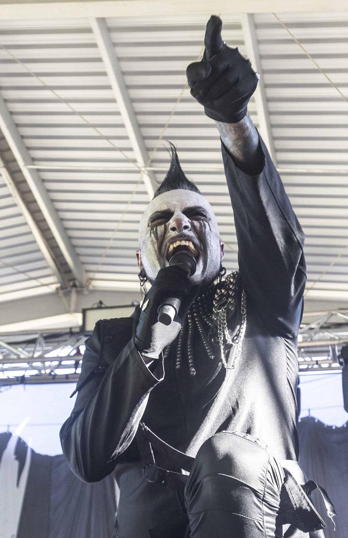 Leyendas del Rock arranca en Villena su edición más ambiciosa y multitudinaria