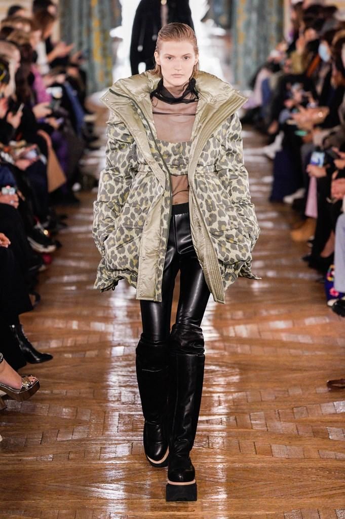 Sacai