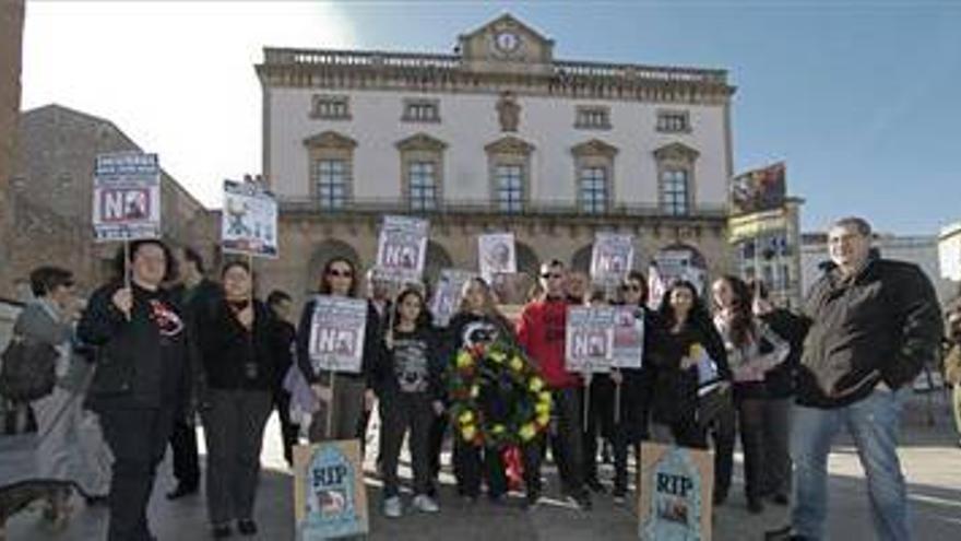 Protestas antitaurinas en Cáceres y Badajoz