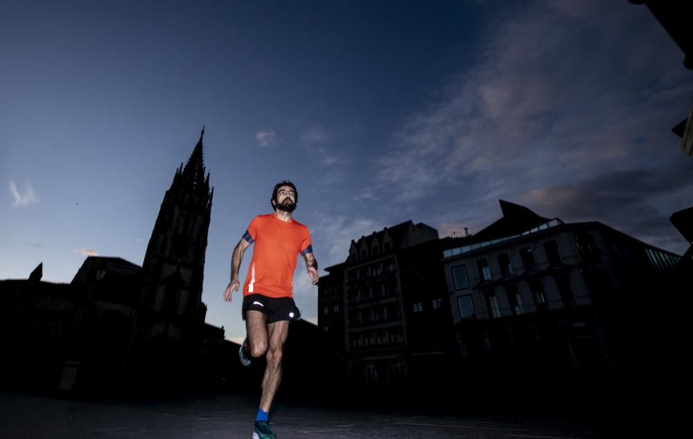 Oviedo en el primer día para poder salir a pasear y a hacer deporte por tramos horarios en Asturias.