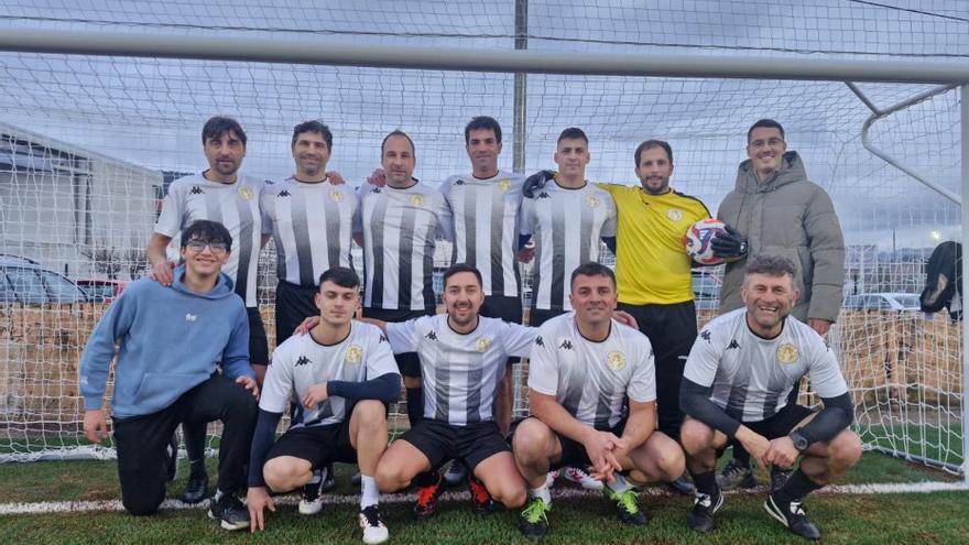 El Persianas Morrazo derrota al Getelec y asalta la primera plaza