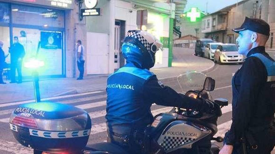 Un control de la Policía Local de Ourense. // Iñaki Osorio