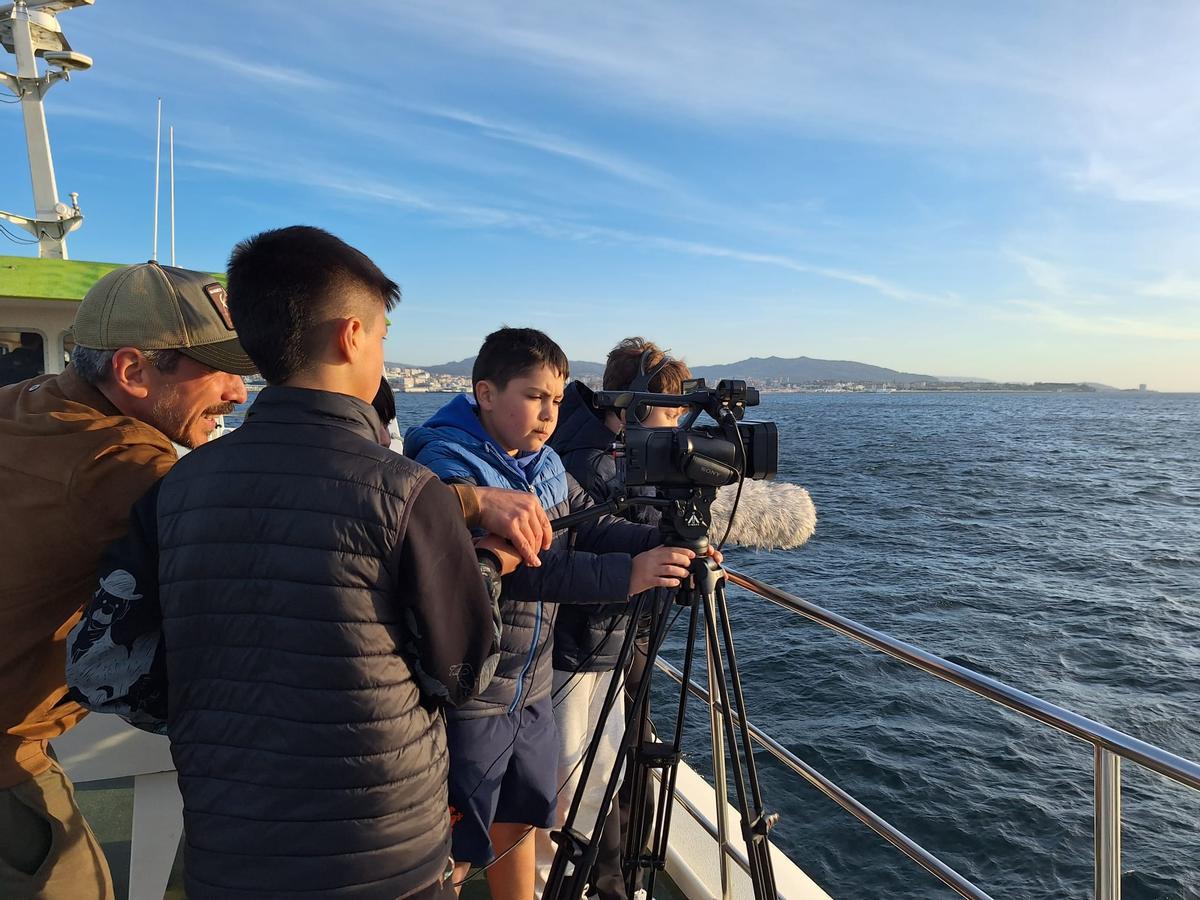 El rodaje también incluyó salidas en barco para localizaciones.