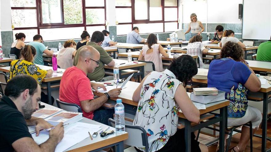 Convocan las pruebas para cubrir 20 plazas en la Universidad de Extremadura