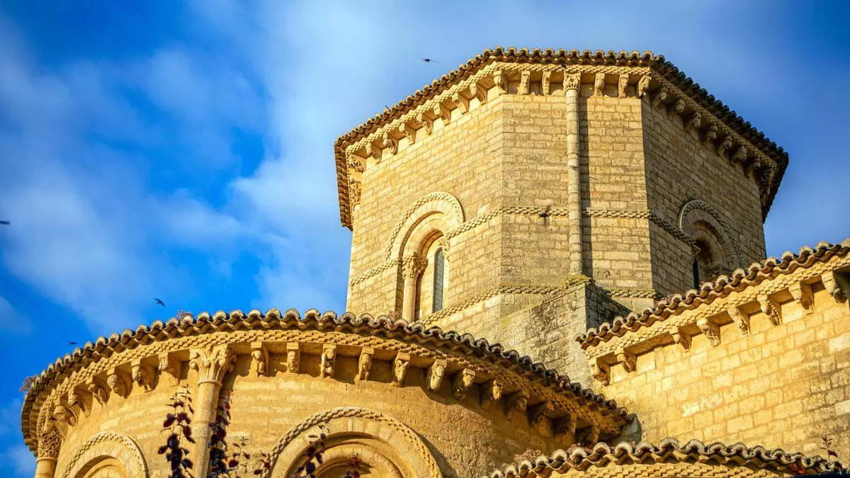 Ni León, ni Burgos: la ruta definitiva para amantes del románico está en Palencia y te lleva por pueblos de cuento
