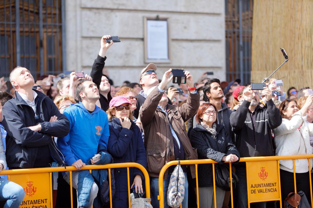 Búscate en la mascletà del 18 de marzo