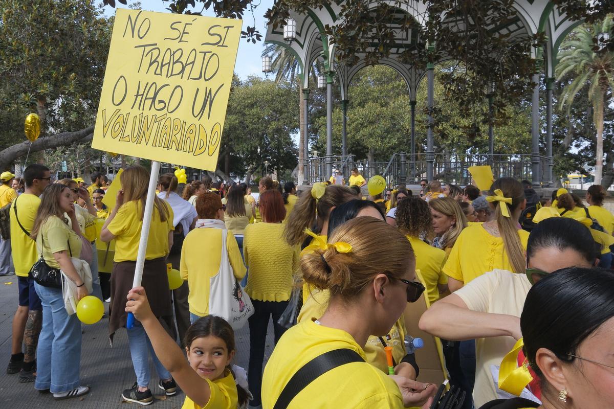 Concentración de trabajadoras de centros de educación infantil (0 a 3 años), en el parque San Telmo
