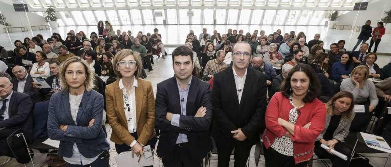 De izquierda a derecha, María Montes, Nerea Eguren, Joaquín Martín, Joaquín Monte y María González.