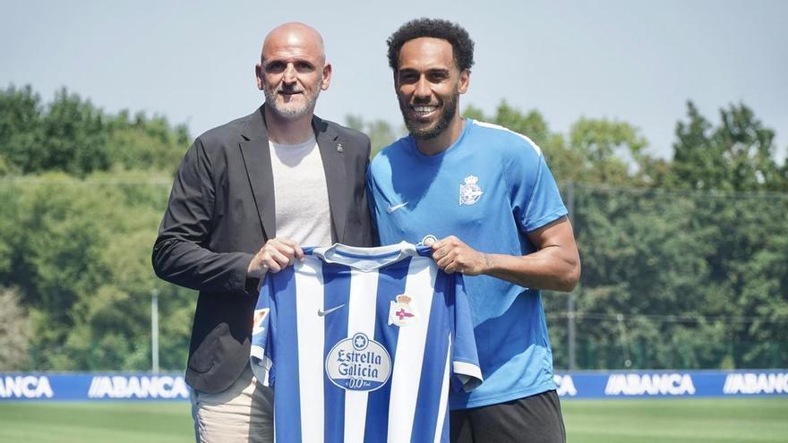 El Deportivo presenta a Aubameyang