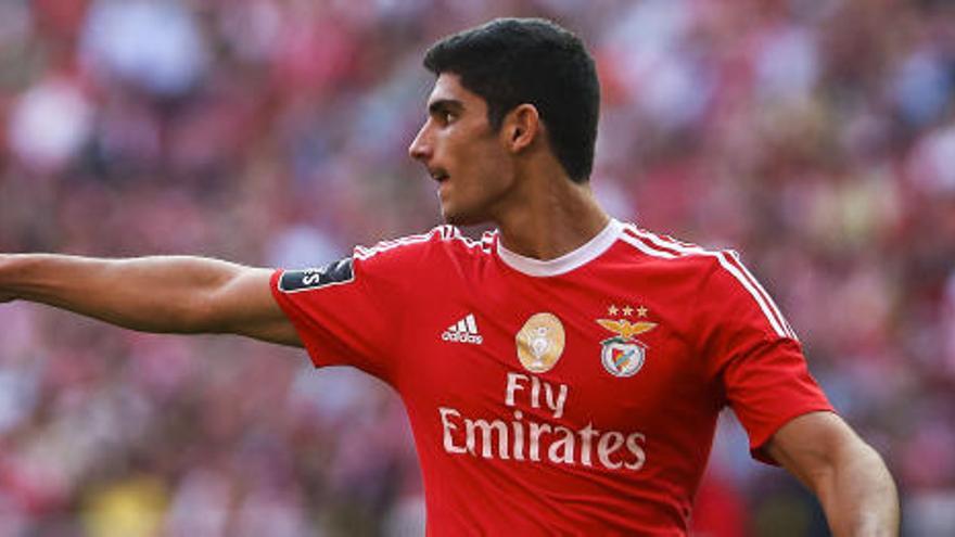 El Valencia espera a Gonçalo Guedes este miércoles