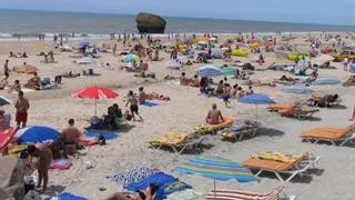 Matalascañas, la única playa de Doñana "se prepara todo el año" para el verano