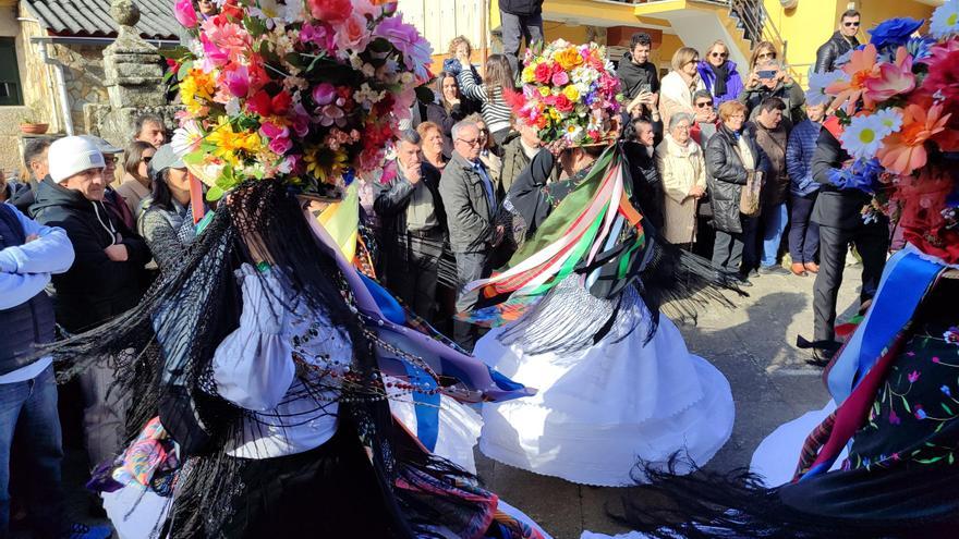 Así se vive la Danza de Aldán desde dentro