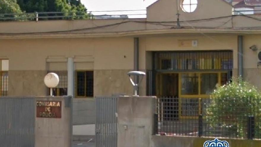 Detenido en Málaga a un hombre de 62 años con 17 bellotas de hachís en su cuerpo