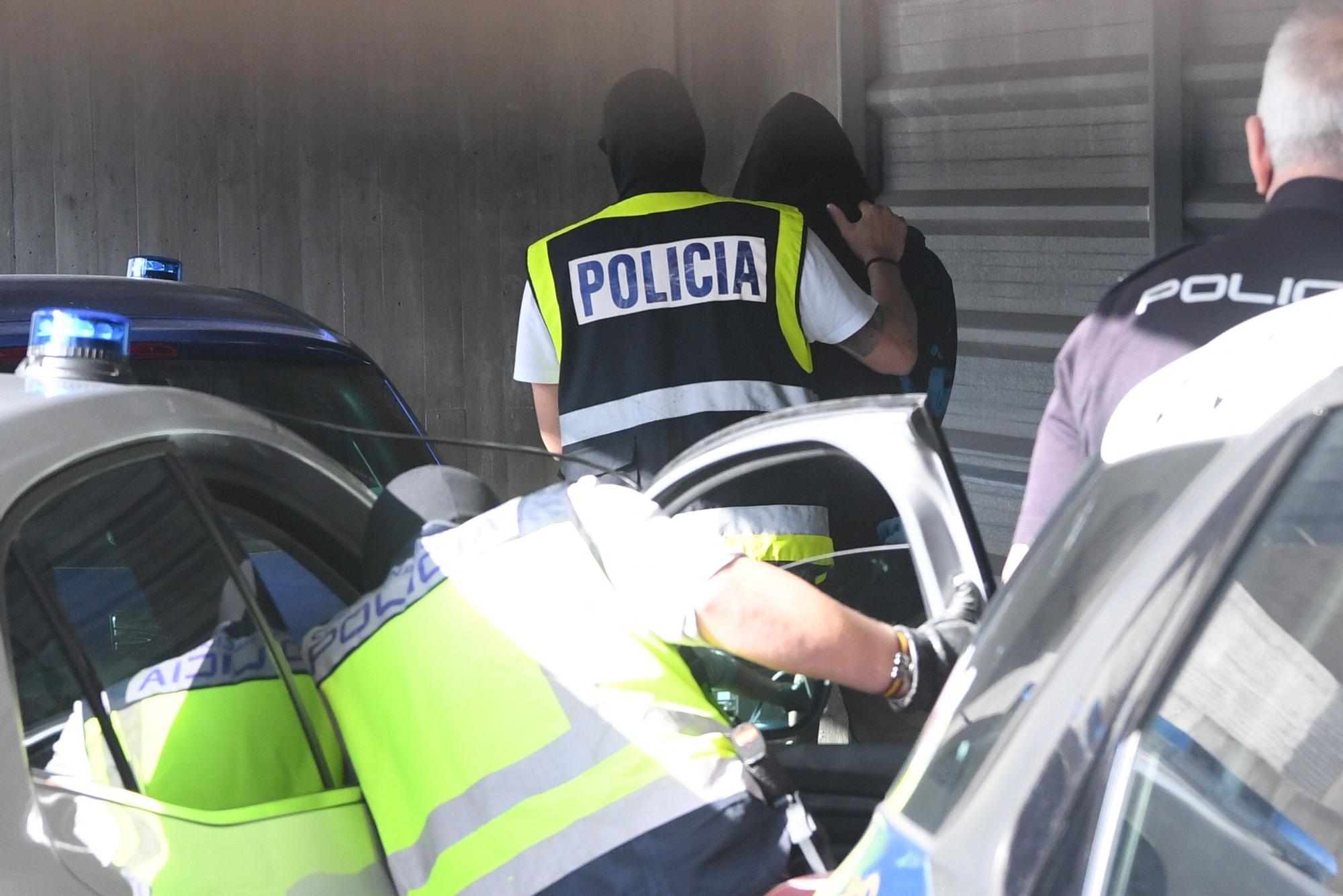 Los cuatro detenidos por el crimen de Samuel llegan a los juzgados de A Coruña