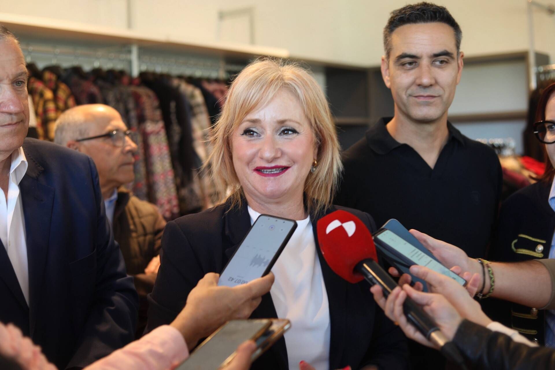 GALERÍA | Leticia García visita la empresa Marae en Coreses