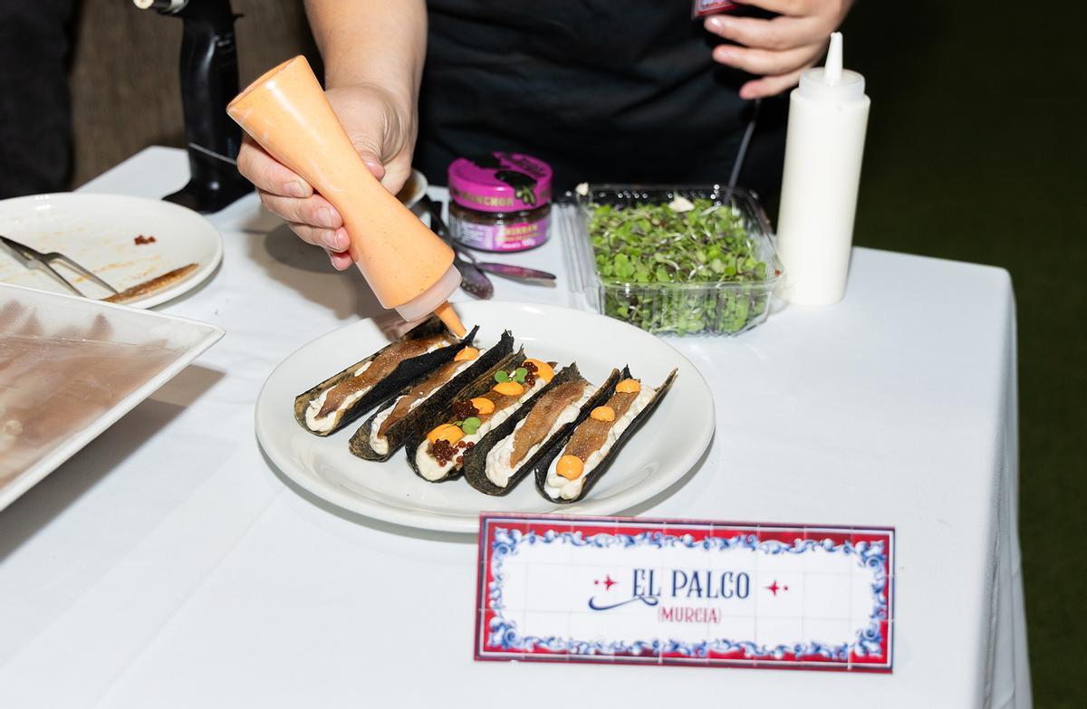 El Palco del Parlamento Andaluz ha conseguido el galardón a la mejor marinera reinventada