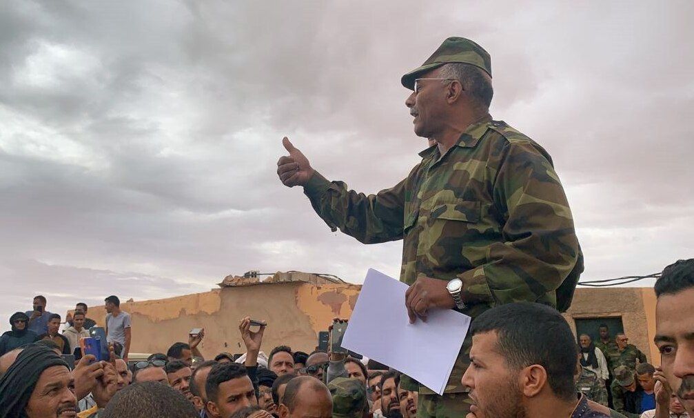 Foto de dirigente del Frente Polisario en Argelia