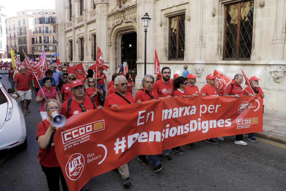 Marcha por unas pensiones dignas en Palma