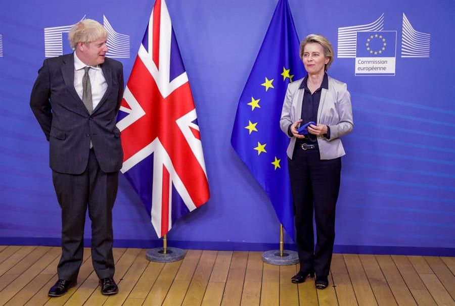 El primer ministro británico, Boris Johnson, y la presidenta de la CE, Ursula Von der Leyen.