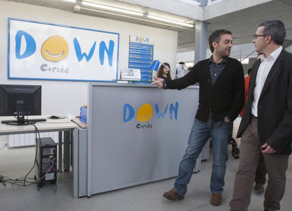 Down Coruña estrena hogar en Pedralonga