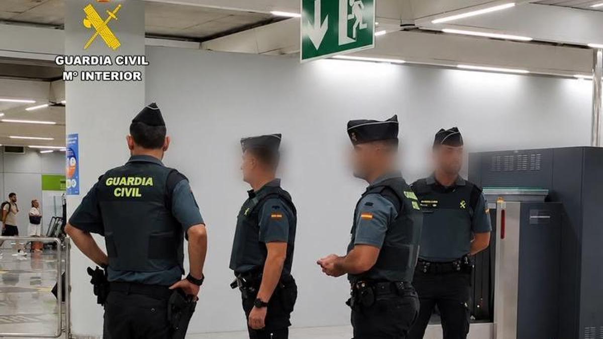 La Guardia Civil ha detenido a los cuatro sospechosos.