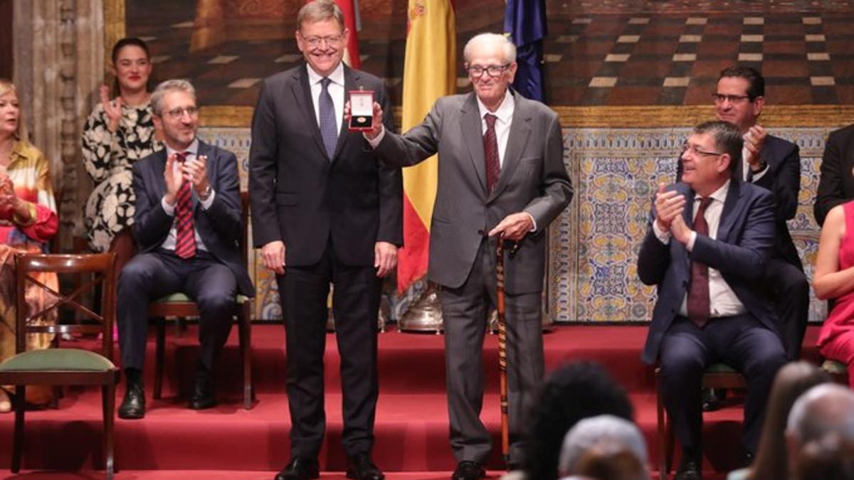 El pilotari Pasqual Sanchis recibió en 2022 la Alta Distinción al Mérito Deportivo de la Generalitat.