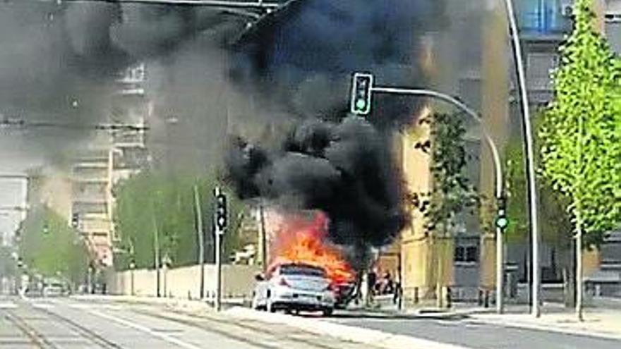 Fuego en un vehículo en Alicante