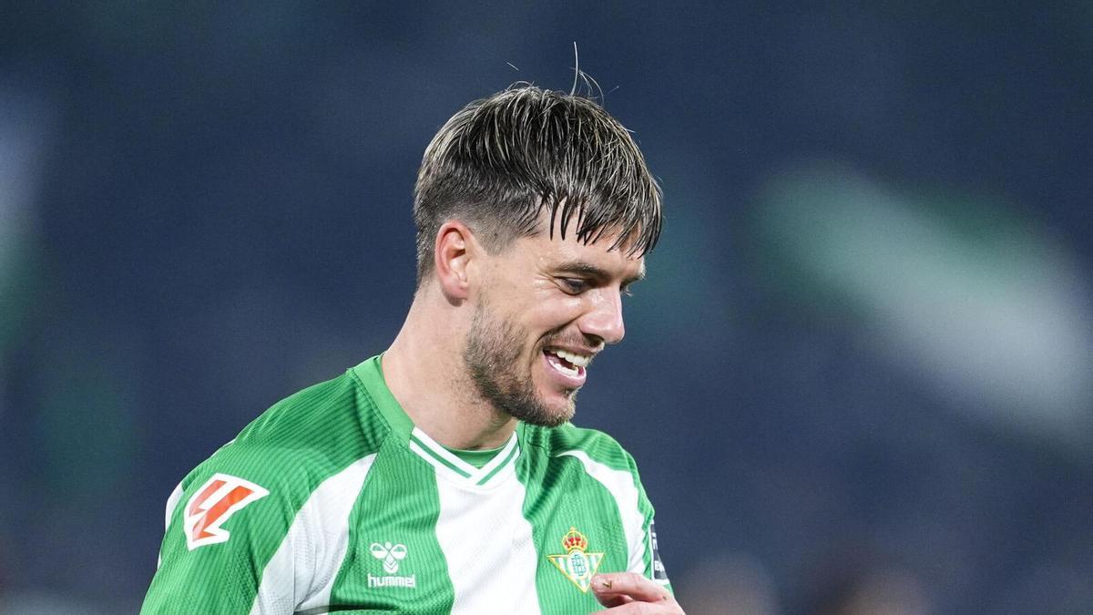 Giovani Lo Celso durante el partido de LaLiga EA Sports disputado entre el Real Betis y el Villarreal CF en el estadio La Cartuja.