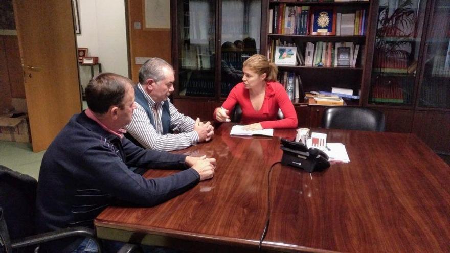 Reunión entre los responsables de UPA Zamora y Clara San Damián.