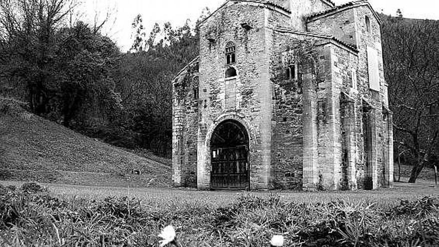 El Arqueológico exhibirá un montaje parcial de San Miguel de Lillo con piezas originales