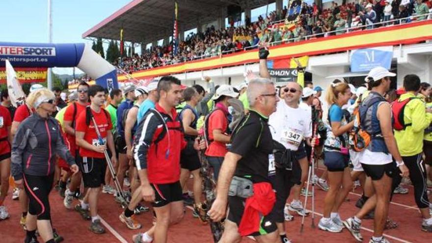 El espectáculo que se vivió ayer en la ciudad deportiva de Ronda será difícil de olvidar para los corredores que tomaron la salida.