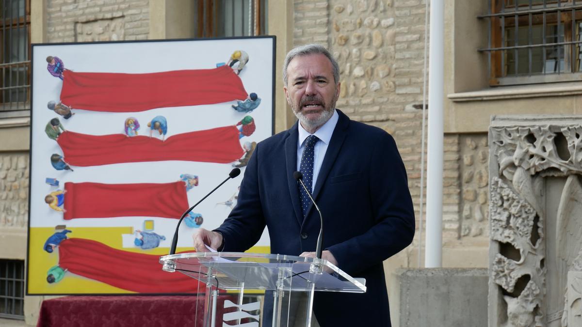 El presidente de Aragón, Jorge Azcón, informa sobre los actos del Día de Aragón.