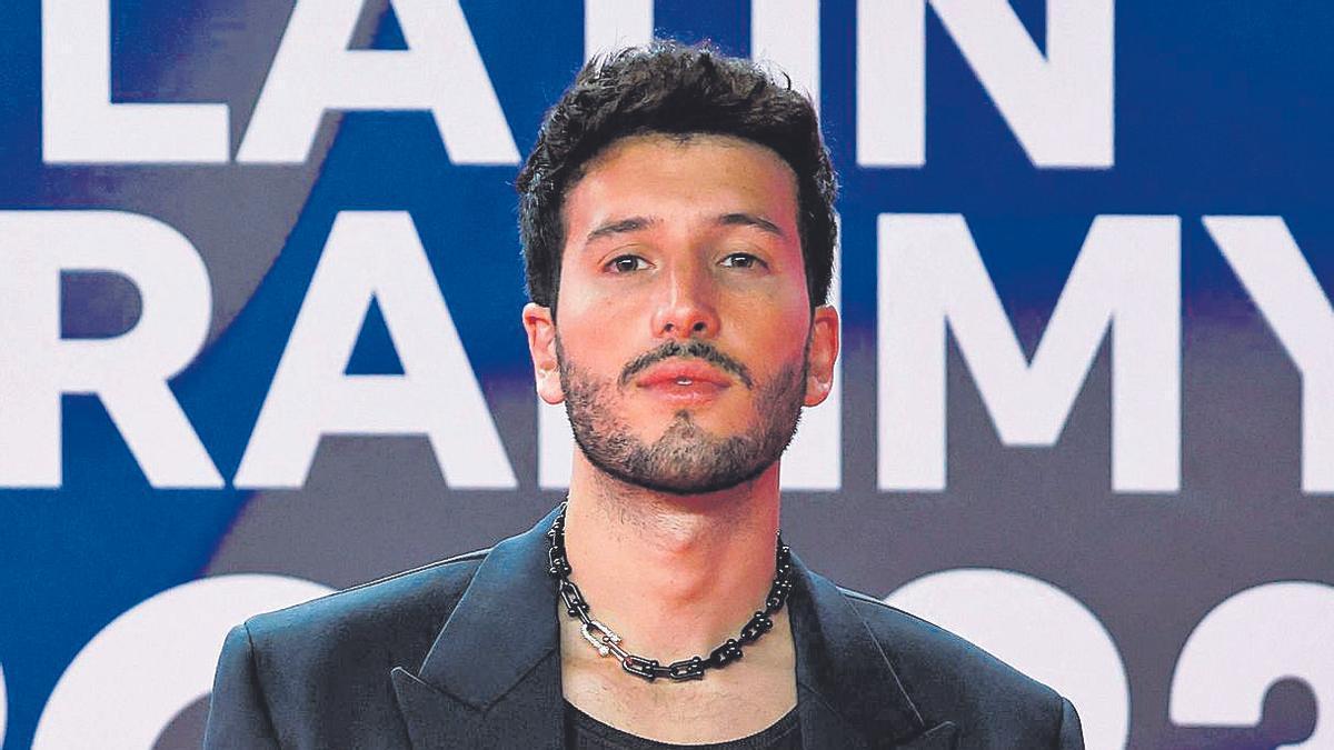 El cantante colombiano Sebastián Yatra, durante los premios Grammy Latinos celebrados en Sevilla.