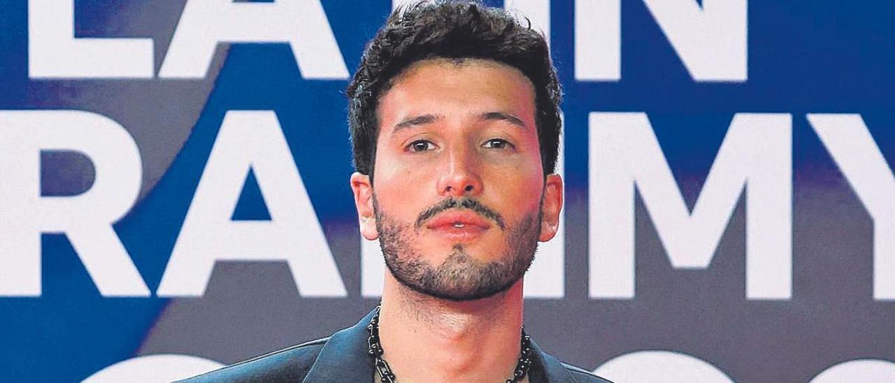 El cantante colombiano Sebastián Yatra, durante los premios Grammy Latinos celebrados en Sevilla.
