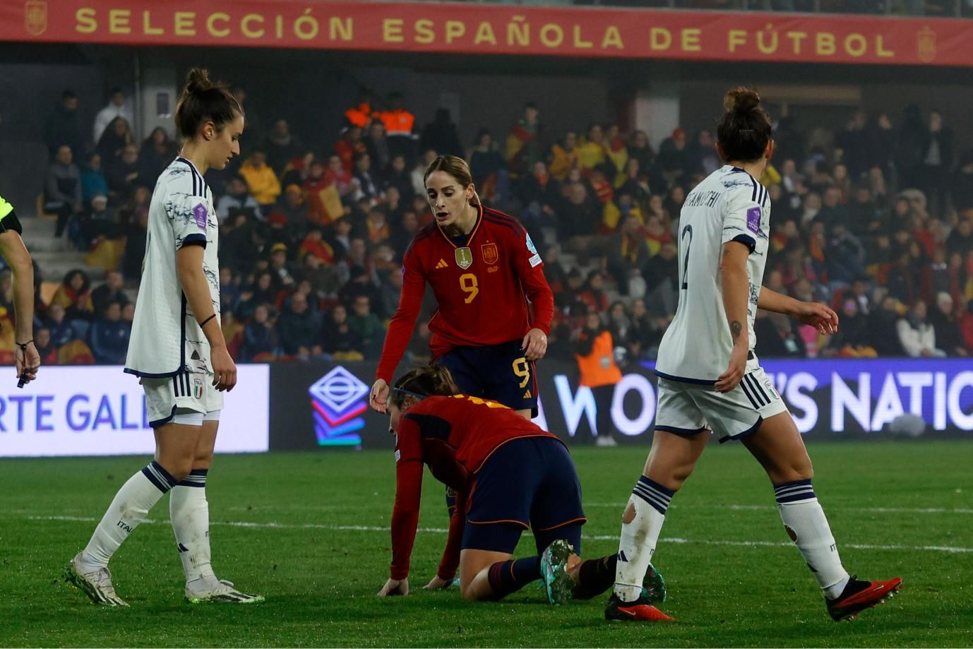 La afición se vuelca con las campeonas del mundo