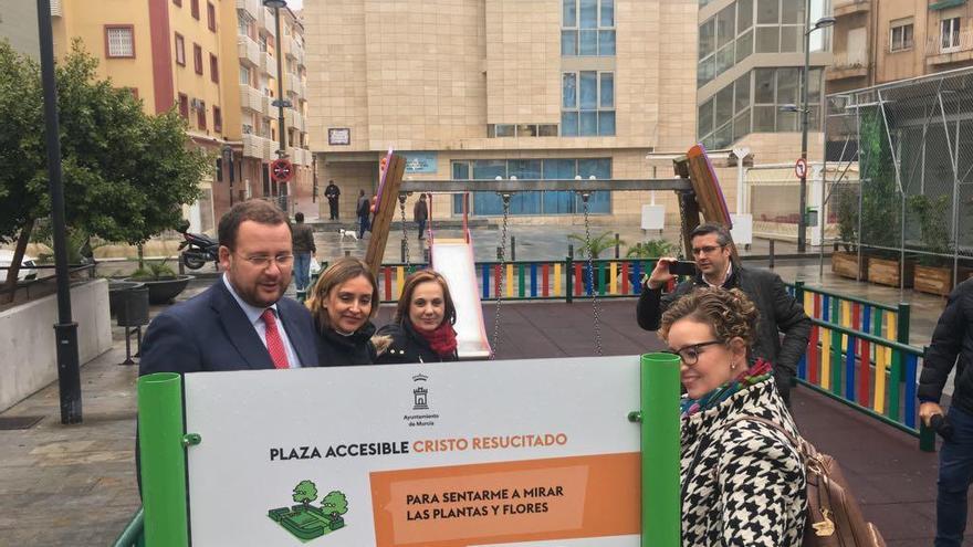 Murcia instala un parque adaptado para niños con autismo