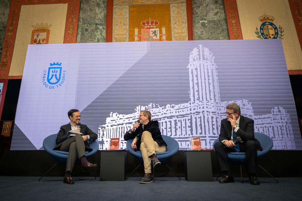 Jorge Dávila presenta su primera novela, 'El anillo de Faride'