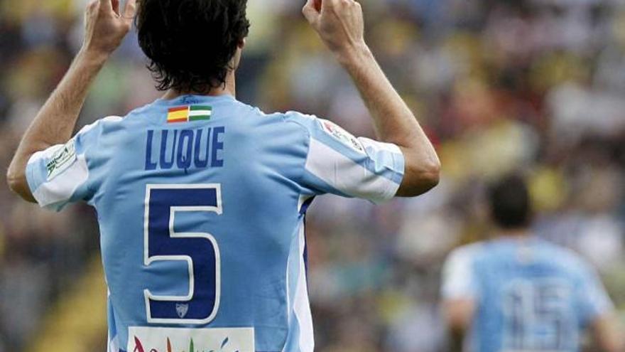 Albert Luque espera volver a celebrar los goles como malaguista el próximo curso.