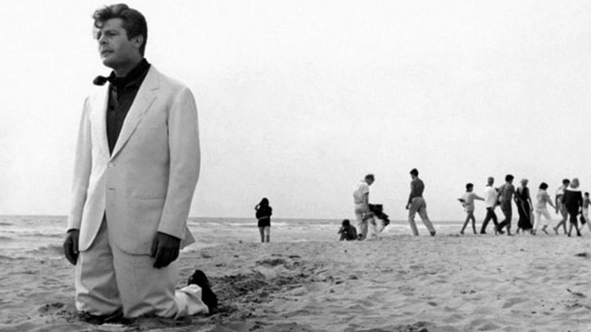'La dolce vita' es considerada la obra magna de Fellini, así como una de las películas más aclamadas de la historia del cine.