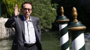 fcasals27077347 director peter bogdanovich poses as he arrives to attend the180831164418