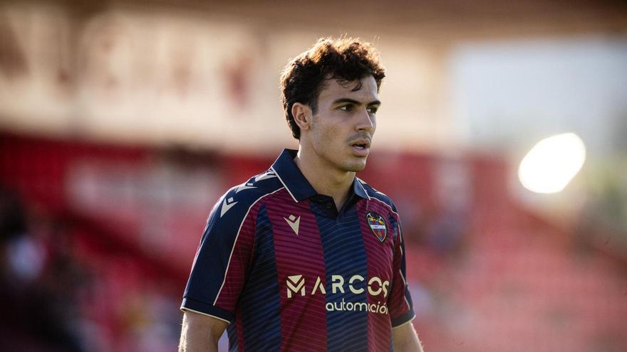 Manu Sánchez: un fichaje para recorrer la banda izquierda... y sumar experiencia