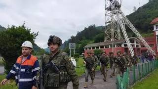 El Ejército toma el pozo Santiago, en Aller: "Como lugar de adiestramiento es maravilloso"